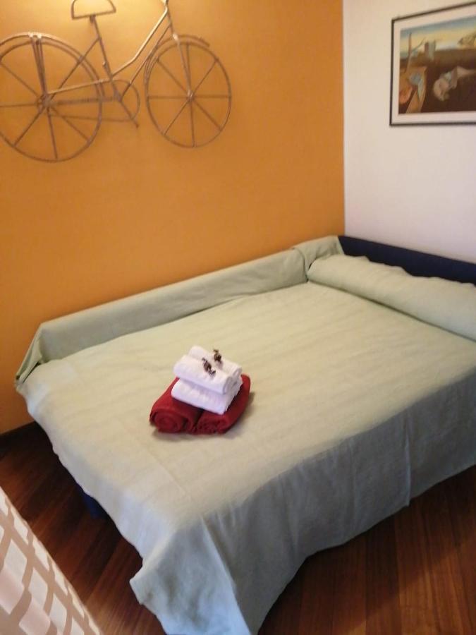 Salute Apartments Терни Екстериор снимка